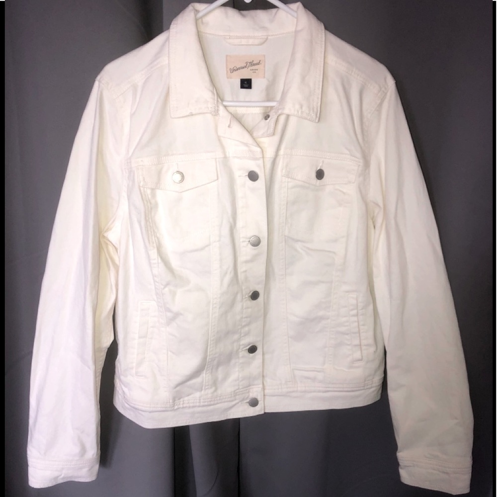 ***BRAND NEW*** XL Universal Thread Denim Jacket